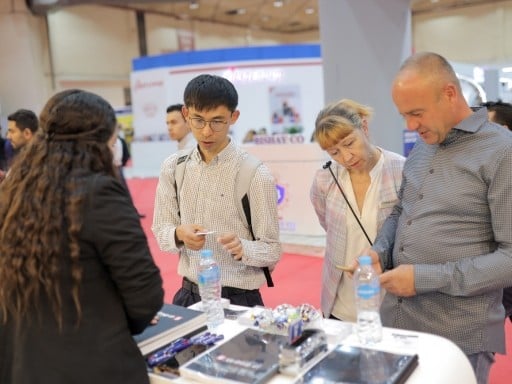AET24GAT-BB-Attend-Attendees2